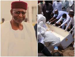 Jul 17, 2021 · abba kyari, who is a deputy commissioner of police and leader of the inspector general of police's intelligence response team, was seen at the burial beside cubana in viral pictures. Covid 19 11 Things That Are Totally Wrong At Abba Kyari S Burial No 10 Will Cause More Problem For Abuja People Naijaloaded