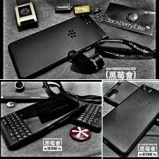 While Its Smart And Secure Software Give Businesses Some Peace Of Mind Visit Http Mobilehub Co Ke Blackberry Smartphone Blackberry Keyone Blackberry Passport