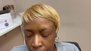 Tamara Sanford's Instagram, Twitter & Facebook