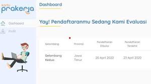 Warga memperlihatkan kolom pendaftaran pada laman www.prakerja.go.id saat mengikuti pendaftaran kartu prakerja gelombang 4 di serang, banten, sabtu (8/8/2020). Login Www Prakerja Go Id Pengumuman Pendaftar Kartu Pra Kerja Gelombang Ii 288ribu Orang Lolos Kurio