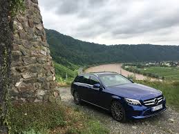 Les innovations de la nouvelle classe s font ainsi preuve d'une présence unique à laquelle on ne peut pas échapper. Essai Video Mercedes Classe C Break 2018 L Etoile Qui Flambe
