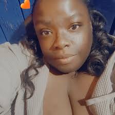 She quotes: “So I started dating my bestfriend babydaddy after they broke  up! Mind y'all me and her was together when we first seen him and she knew  I liked him because