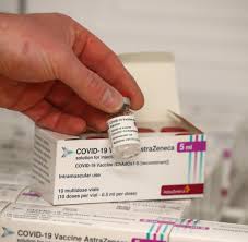 Bislang war das mittel von moderna vor allem an die krankenhäuser zur impfung des medizinischen. Coronavirus Hamburg Impft Astrazeneca Nur Noch Bei Uber 60 Jahrigen Welt