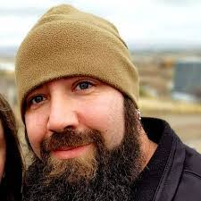 Daniel Vandervort's Instagram, Twitter & Facebook