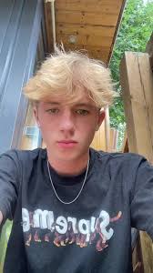 let’s remember that dylan also has a life behind a screen. All of these  people expecting him to restrict himself from having friends/girlfriends  are honestly weird. With the whole ‘Dylan & Ami’ thing, ...