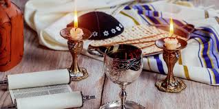 Ahead of passover, stephanie shares treat and decor ideas that all incorporate matzah! The 15 Steps Of The Passover Seder Explained Martha Stewart