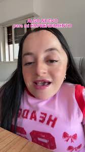 Melanie Celeste Bailando