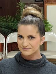 Laura Weakley's Instagram, Twitter & Facebook