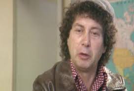 Tamtakos funny clip emptying sewage agries kotes greek movie. O Tamtakos Sto Naftiko 1988