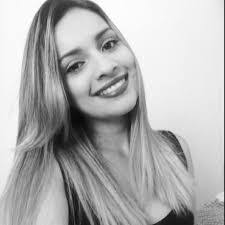 Paula Gabriel's Instagram, Twitter & Facebook