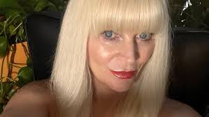 85-277-9131 Live Readings w Psychic Medium Toni Greene