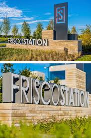 Contemporary Monument Sign Design For Frisco Station In Frisco Texas Entrance Signage Exterior Signage Monument Signage