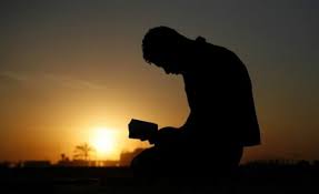 Masyarakat pada umumnya ketika bulan sya'ban tiba, melakukan puasa sunnah nisfu sya'ban. Malam Nisfu Sya Ban Malam Mulia Penuh Ampunan Dan Pertolongan Rancah Post