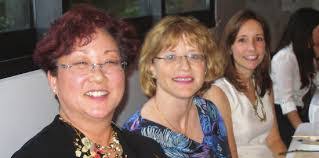 Elizabeth Ringrose's Instagram, Twitter & Facebook