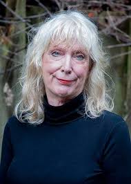 Vickie Martin's Instagram, Twitter & Facebook