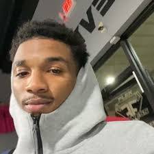 Dennis Woolfolk's Instagram, Twitter & Facebook