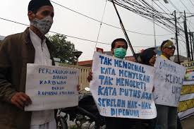 Banyak orang yang beranggapan jika ia menj… 59 Pegawai Rs Aria Sentra Medika Kena Phk Tanpa Pesangon