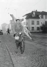 Zurich Fensterputzer Der Firma Jezler Braun Auf Dem Fahrrad Mit Leiter Com M01 1081 0023 Fahrrad Braun Werden Bibliothek