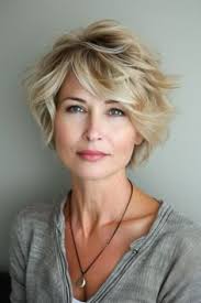8 Shaggy short hair ideas