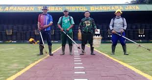 Surabaya Jatim Serentak Seluruh Personel Komando Resort Militer Korem 084 Bhaskara Jaya Menggelar Bersih Bersih Dalam Rangka Menjaga Militer Pengikut Jaya