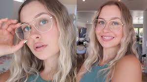 STYLE LOOK-BOOK with GLASSES