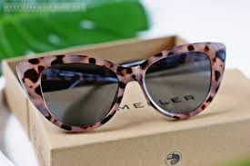 Wenn das baby aber etwa ab dem achten monat immer noch schielt, muss es behandelt werden. Meller Sunglasses K A W A I I B L O G