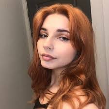 Alyssa Sohrweide's Instagram, Twitter & Facebook