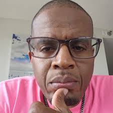 Crazy Hillbilly Houseboat! 🤣😍