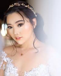 Bak Princess! Cantiknya Influencer Wendy Walter saat Prosesi Sangjit