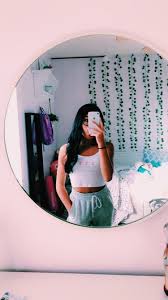 Plenty of college cool clothing to choose from. Insta Paigehenze Cute Comfy Outfits Sweatpants Outfit College Outfits