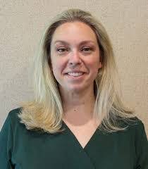 Kelli Barker's Instagram, Twitter & Facebook