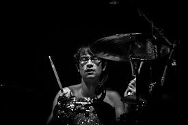 Matt tong is a taurus and was born in the year of the goat life. Matt Tong Bloc Party Drummer Matt Tong