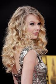 See taylor swift's beauty evolution, ahead of the met gala 2016, here. Taylor Swift Taylor Swift Curly Hair Taylor Swift Hair Curly Hair Styles