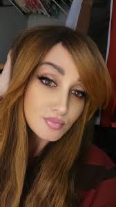 Does anyone have contact details for Ashley the delivery guy please ?