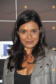 Shelley Conn Pictures and Photos