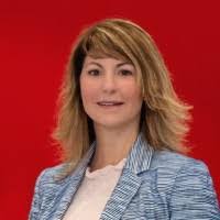 Jennifer Kain's Instagram, Twitter & Facebook