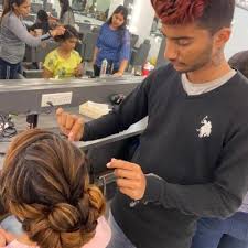 A stylist is trained more for longer hair with a range of more modern hair styles and colorings. Online Hair Styling Course Hair Stylist Training Online Mbmmakeupstudio