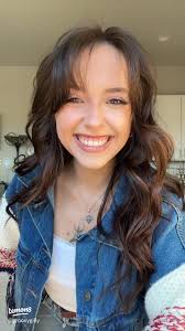 Stylish Birthday Outfit Ideas: Denim & Top Combinations