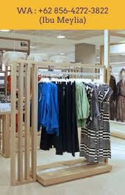Kami menjual hanger murah, hanger display, hanger plastik grosir, hanger kayu di jakarta, hanger baju, hanger butik, hanger jilbab, gantungan baju. Gantungan Baju Kayu Distro