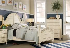 To complete the look, add in some lamps, wall art, or a tropical ceiling fan. What S Your Shore Style Nautical Tropical Or Coastal Baer S Furniture Ft Lauderdale Ft Myers Orlando Naples Miami Florida Boca Raton Palm Beach Melbourne Jacksonville Sarasota