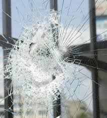 3 causes of cracked or broken windows & how to fix them. 3 Causes Of Cracked Or Broken Windows How To Fix Them