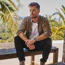 He was born on august 11, 1983. Chris Hemsworth Facebook