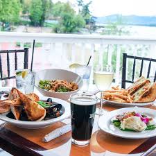 You have internationally celebrated attractions close at hand! Lake George Restaurant Guide Find Restaurants In The Village Of Lake George In Nearby Bolton Landing Other Adirondack Communities