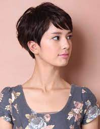 Les plus jolis modèles de coupes courtes ultra tendance en. Coupe De Cheveux Courte Femme Ete 2016 Les Plus Belles Coupes Courtes A Adopter En 2021 Elle
