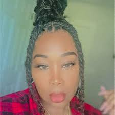 Ebony Poindexter's Instagram, Twitter & Facebook