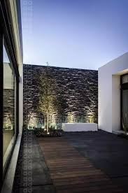 Gambar desain teras rumah minimalis mewah, cantik, sederhana dan klasik. Gambar Keramik Dinding Teras