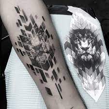 Simple small lion tattoo on forearm. Geometric Lion Tattoo Sk H Novocom Top