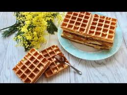 Recette de bûche roulée au chocolat facile et délicieuse. 402 Recette Gaufres Faciles Easy Waffles Recipe Youtube Recette Gaufre Facile Recette Recette Gaufre