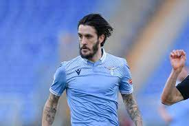 Luis is related to rosa l valenzuela and zayra y alberto as well as 2 additional people. Lazio S Luis Alberto Is Looking Forward Bayern Munich Challenge Bavarian Football Works