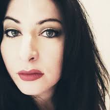 Elisabeth Vastola (@LizVastola)